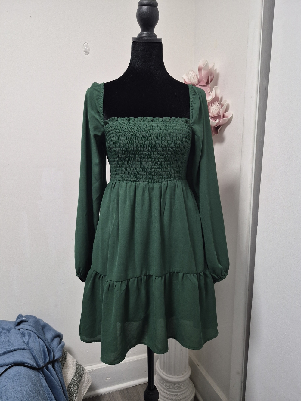 Abercrombie & Fitch Emerald Green Smocked Square-Neck Long Sleeve Dress